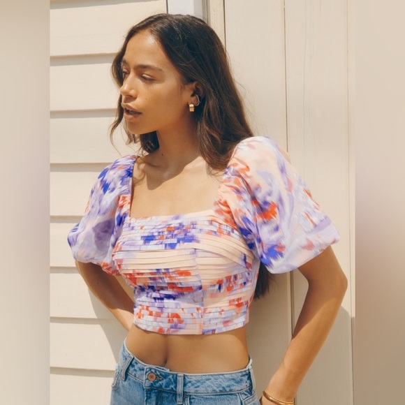 Dynamite Tops - NWT Dynamite Cropped Puff Sleeve Top - Women’s XXS